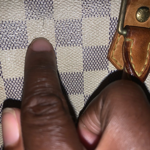 100% authentic Louis Vuitton Speedy 30 Bag - Picture 3 of 11